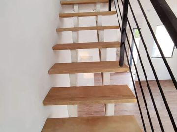 Townhouse in Calamba Laguna located near Calamba City Science High School Perpetual Help Globe Care Medical Center Calamba Doctors Hospital SM City Ca