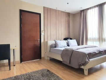 For Sale Apartment 3 Bedroom with Balcony at The Peak Sudirman, South Jakarta