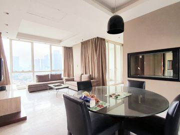 For Sale Apartment 3 Bedroom with Balcony at The Peak Sudirman, South Jakarta