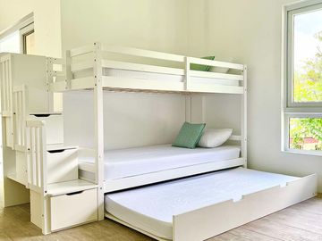 FOR SALE - Fully furnished House and Lot in Mountain Ridge Executive Resort, Tagaytay, Cavite