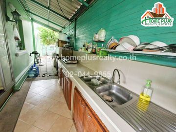 หมู่บ้านภัสสร2 (หลังมุม) ถนนโยธาธิการคูคต-คลองหลวง ใกล้บิ๊กซีรังสิต-คลอง3