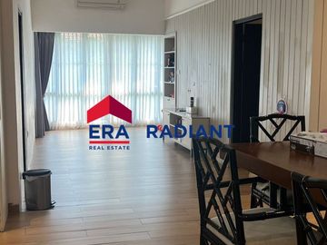Dijual Rumah Cantik Nuansa Villa di Menjangan Raya, Ciputat - Luas Tanah 1880m², Semi Furnished, Harga Nego