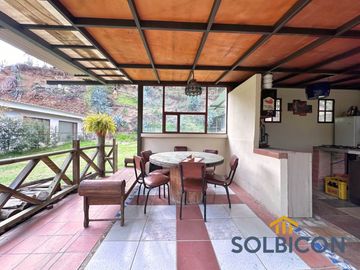 Hermosa casa de campo en venta en Zhullín alto