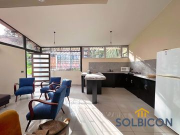 Hermosa casa de campo en venta en Zhullín alto