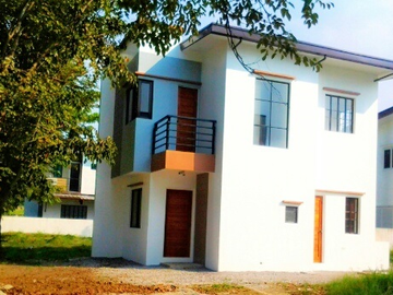 RFO House and Lot For Sale in Biñan Laguna along Laguna Blvd Paseo de Sta. Rosa The Medical City South Luzon DLSU Canlubang Solenad 1 & 2 S&R Nuvali S