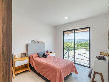 CASA EN VETA A 15MIN DE CUERNAVACA CON JACUZZI Y ASADOR