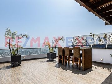 Vendemos Moderno Penthouse dúplex en Cerros de Camacho, en el Edificio El Golf Imperio.