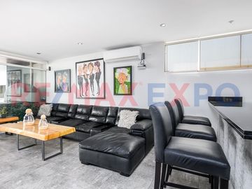 Vendemos Moderno Penthouse dúplex en Cerros de Camacho, en el Edificio El Golf Imperio.