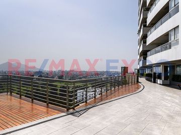 Vendemos Moderno Penthouse dúplex en Cerros de Camacho, en el Edificio El Golf Imperio.