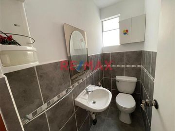 Se Vende Amplio Y Acogedor Dúplex En Piso 2 - Portada Del Sol La Molina