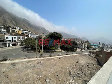Se Vende Amplio Y Acogedor Dúplex En Piso 2 - Portada Del Sol La Molina