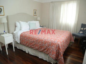 Venta De Casa Como Terreno En San Isidro