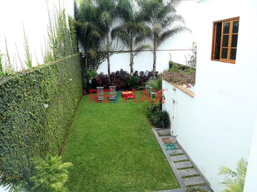 Venta De Casa Como Terreno En San Isidro
