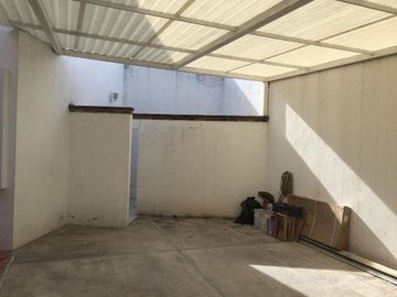 Casa en venta por Zavaleta