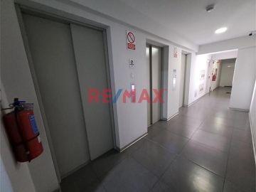 Venta Hermoso Departamento En Pueblo Libre De 2 Habitaciones, 2 Baños Y Cochera