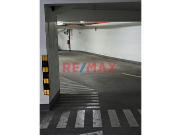 Venta Hermoso Departamento En Pueblo Libre De 2 Habitaciones, 2 Baños Y Cochera