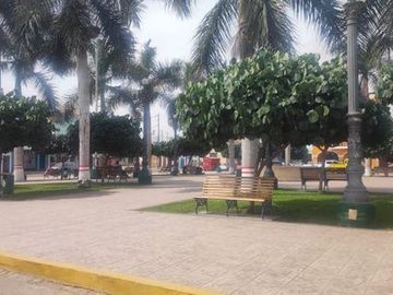 VENDO AMPLIO TERRENO EN CHINCHA BAJA CERCA A LA PLAZA DE ARMAS