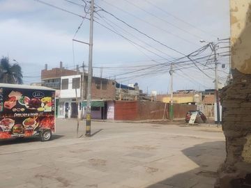 VENDO AMPLIO TERRENO EN CHINCHA BAJA CERCA A LA PLAZA DE ARMAS