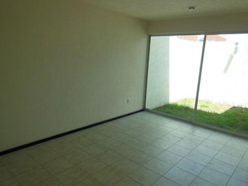 CASA EN VENTA EN SAN MATEO ATENCO FRACC. VILLAS LA MAGDALENA