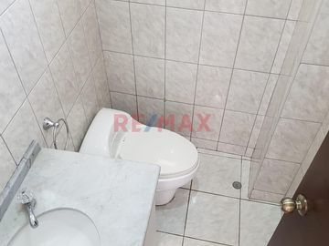 Se Alquila Exclusivo Departamento Frente A Parque S/. 2850