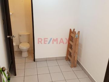 Se Alquila Exclusivo Departamento Frente A Parque S/. 2850