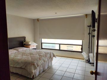 CASA EN VENTA LOMAS DEL MÁRMOL EN ZONA LA CALERA, CERCA DE FACULTADES BUAP Y HOSPITALES
