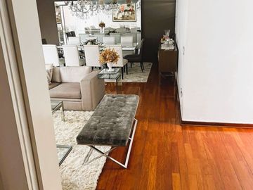 Venta de Linda Casa en Condominio Cerca a La Universidad de Lima