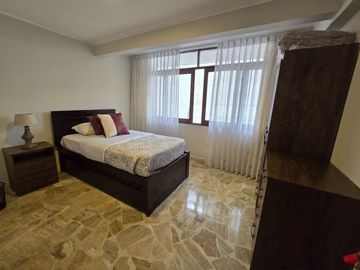 ¡Venta de Departamento en Zona Residencial Exclusiva!