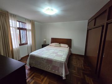 ¡Venta de Departamento en Zona Residencial Exclusiva!