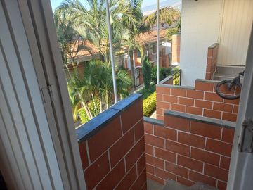 VENDO  CASA DE 2 NIVELES EN TERRANOVA BELLO ANTIOQUIA.