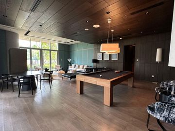 Apartemen Kuningan Jakarta Verde Two 2 BR by Anita Boentarman