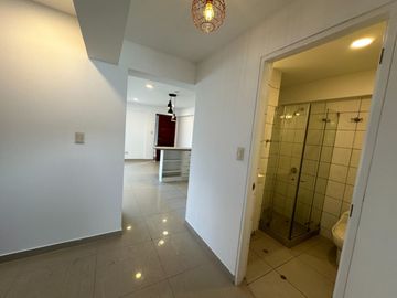 Dúplex en Venta en Barranco 2 Dormitorios, con Linda Terraza y Estacionamiento