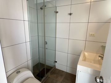 Dúplex en Venta en Barranco 2 Dormitorios, con Linda Terraza y Estacionamiento