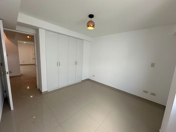 Dúplex en Venta en Barranco 2 Dormitorios, con Linda Terraza y Estacionamiento
