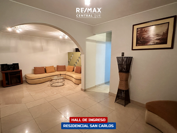 Casa Frente A Parque - Residencial San Carlos (Ica)