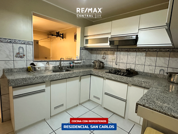 Casa Frente A Parque - Residencial San Carlos (Ica)