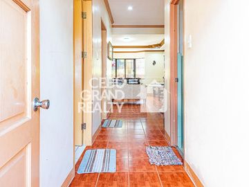 Beachfront 2 Bedroom House for Sale in Compostela