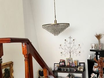 Oportunidad propiedad con uso de suelo comercial de bajo impacto, ideal para oficinas, despachos, notarias, clincas dentales etc.