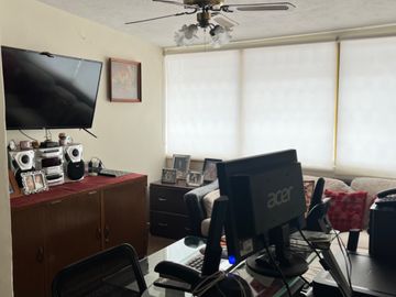 Oportunidad propiedad con uso de suelo comercial de bajo impacto, ideal para oficinas, despachos, notarias, clincas dentales etc.