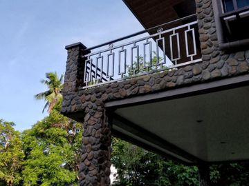 Stunning one-of-a-kind beach house and lot for sale, VERDE ISLAND, Batangas