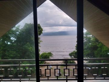 Stunning one-of-a-kind beach house and lot for sale, VERDE ISLAND, Batangas