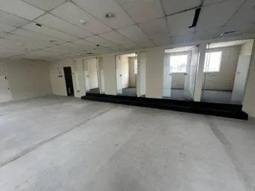 VENTA AMPLIA CASA SAN ISIDRO