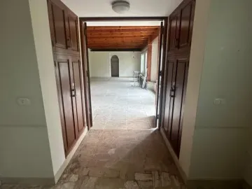 VENTA AMPLIA CASA SAN ISIDRO