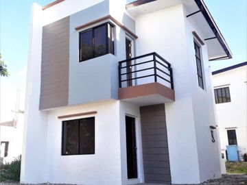 RFO Palma Real House and Lot in Biñan Laguna along Laguna Blvd Paseo de Sta. Rosa The Medical City South Luzon DLSU Solenad 1 & 2 S&R Nuvali CALAX - f