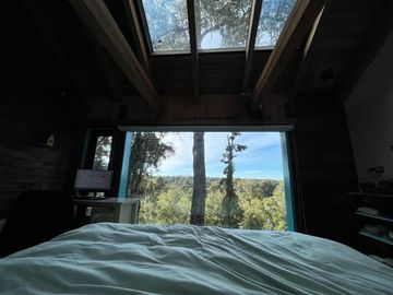 SE VENDE  ENCANTADORA CASA A LA ORRILLA DEL RIO CON VISTA A LOS VOLCANES