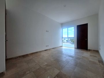 CASA EN VENTA EN EL MAYORAZGO LEON, GTO. CASA SEMI NUEVA CON RECÁMARA EN PLANTA BAJA