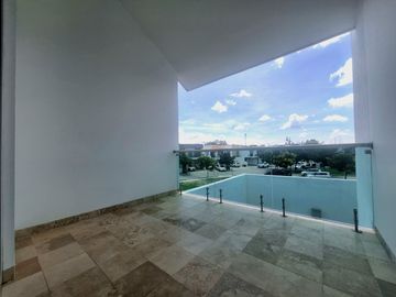 CASA EN VENTA EN EL MAYORAZGO LEON, GTO. CASA SEMI NUEVA CON RECÁMARA EN PLANTA BAJA
