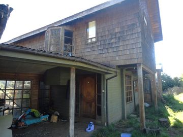 Campo con Casa 150 Ha Aprox. A 11 Km. Osorno   $ 2.247.000.000.
