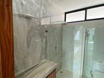 CASA EN VENTA EN VALLE IMPERIAL