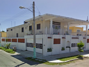 CASA CON 4 RECAMARAS EN FRACCIONAMIENTO RESIDENCIAL  CARIBE, CHETUMAL QUINTANA ROO